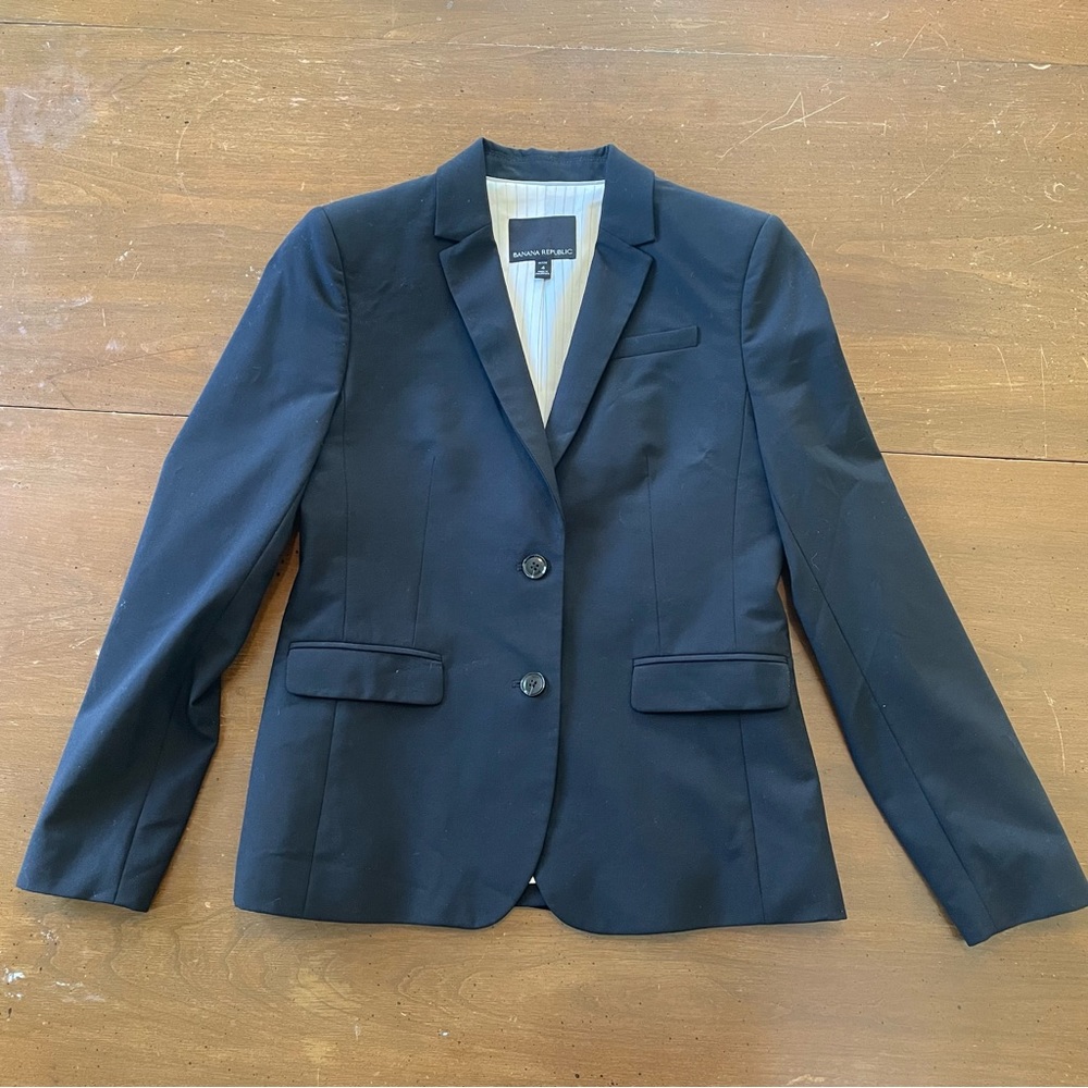 Women’s Banana Republic Fully Lined Black Wool Blazer
